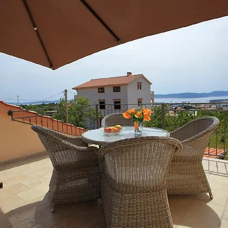 Holiday With 2 In Casa de Férias